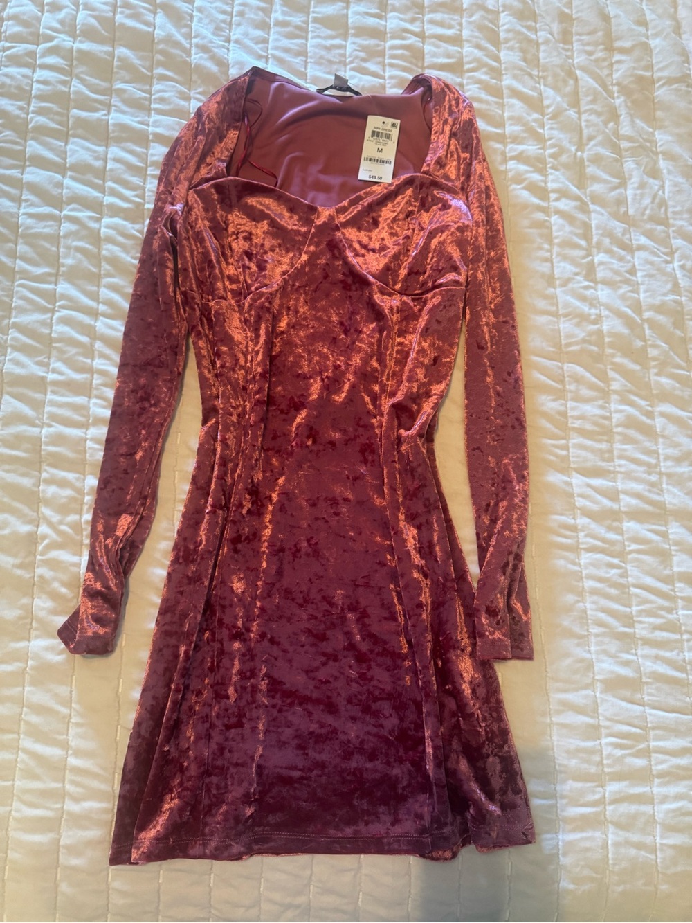 Velvet Long-Sleeve Sweetheart Mini Dress - Wine